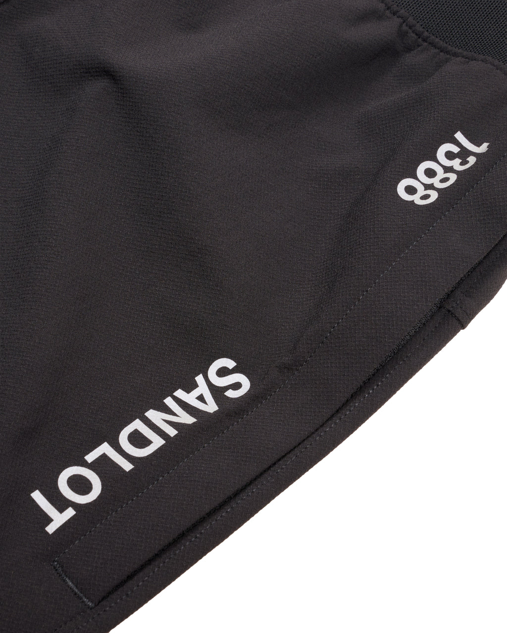 lululemon "license to train" shorts - black