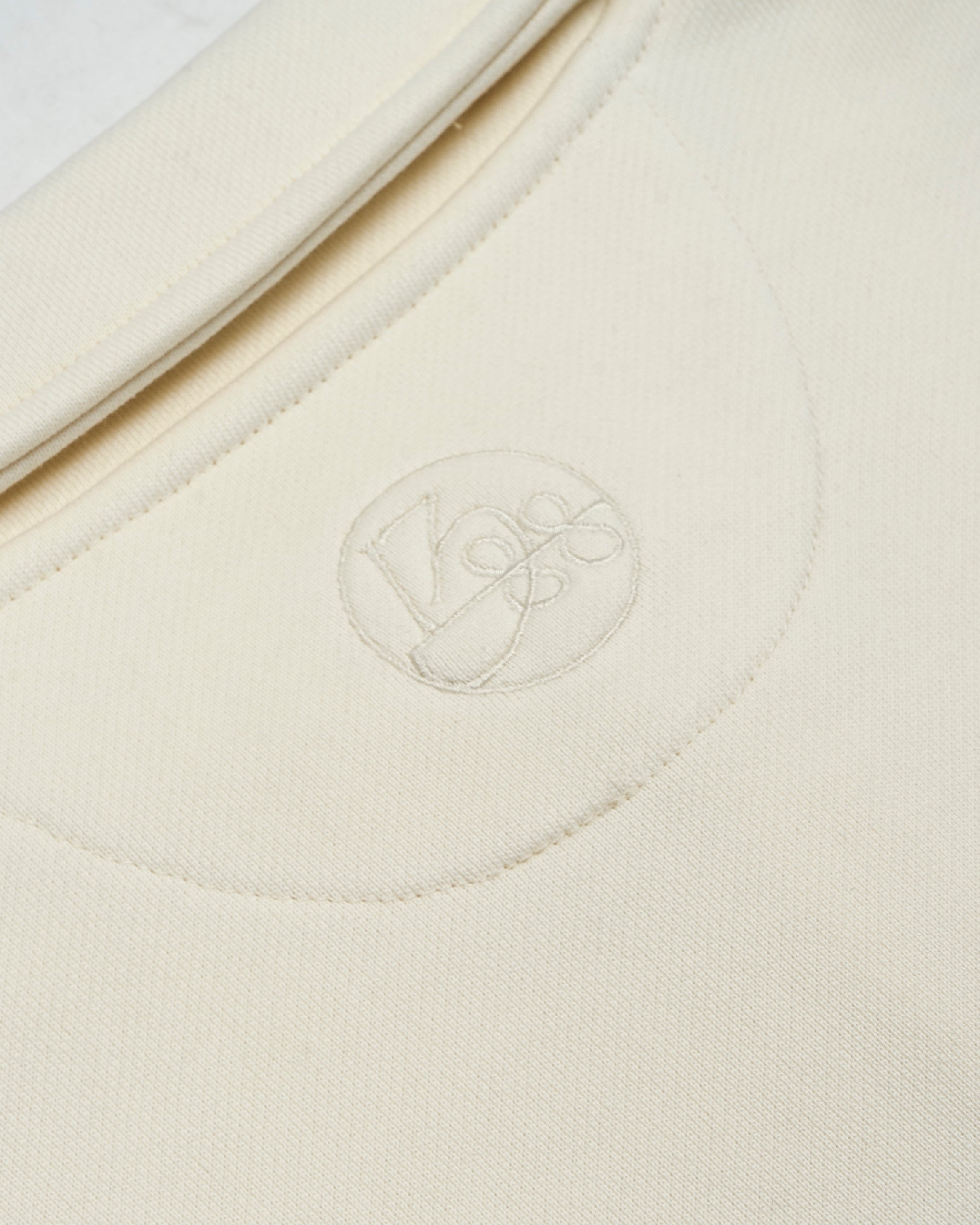 SL26 - Women Core Heavyweight Cream Crewneck